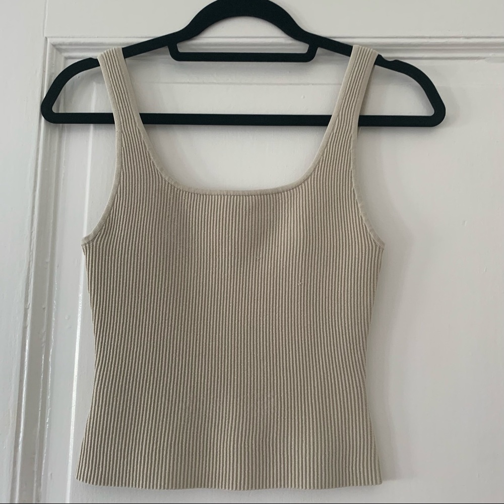 COPY - Aritzia Babaton Sculpt Knit Squareneck Tank, small